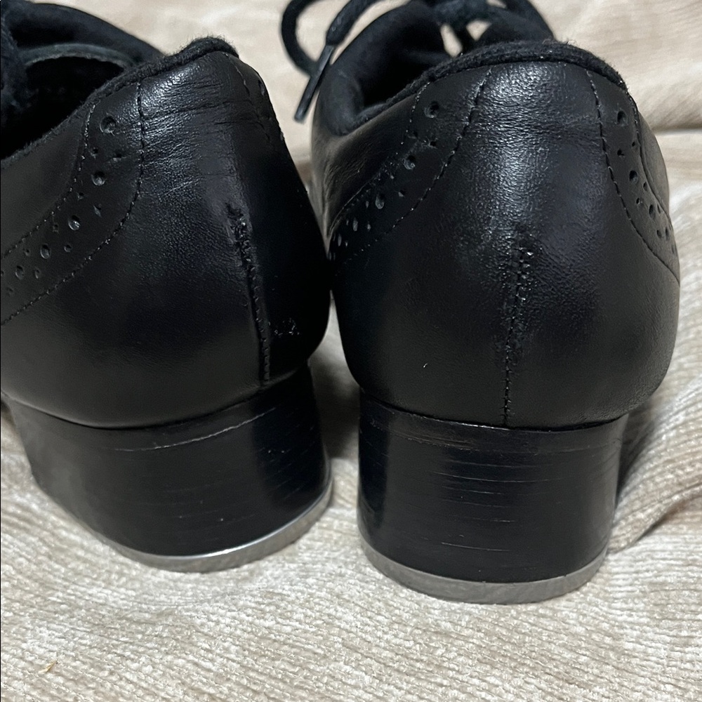 Capezio Roxy Tap Shoes - Picture 4 of 6
